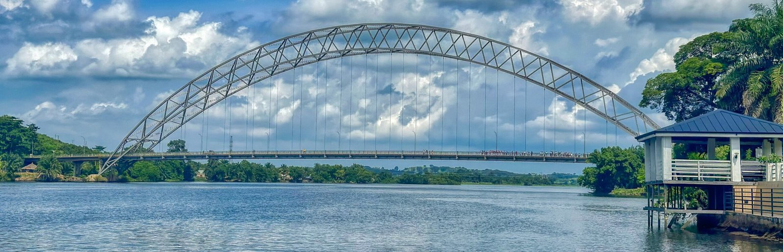 adomi bridge akosombo ghana